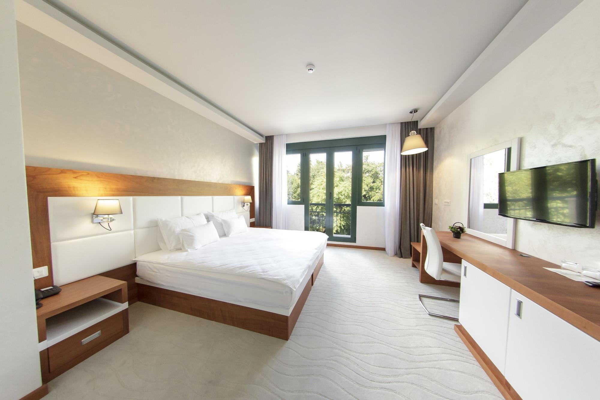 Hotel Porto In Kotor Bagian luar foto