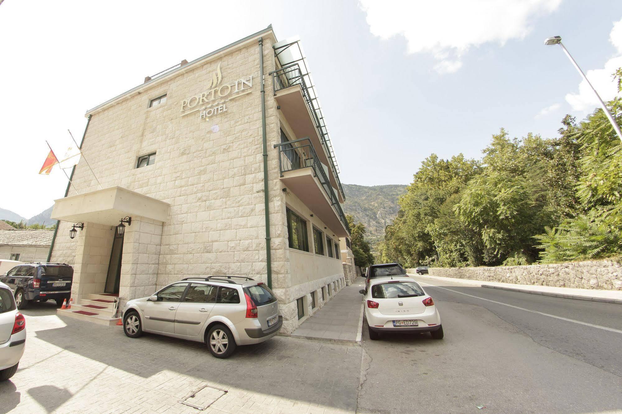 Hotel Porto In Kotor Bagian luar foto